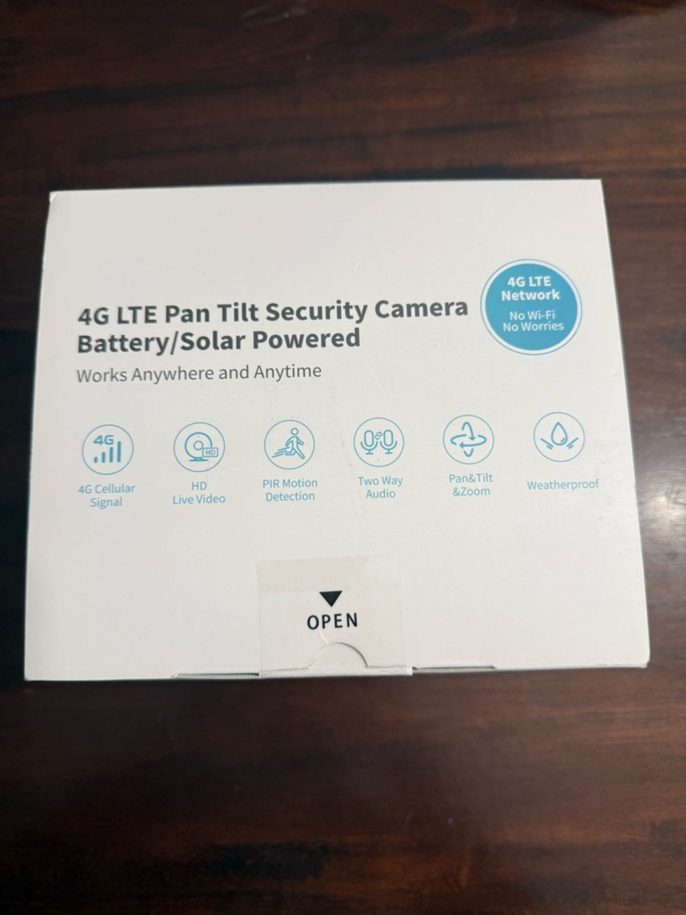 4G LTE Pan Tilt Security Camera Battery/Solar Powered - White